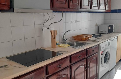 Montechoro Apartment | Apartment in Montechoro, Albufeira – 72m² – 1st Floor – Prime Location!