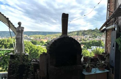 Avlabari Apartment | Apartment In Old Town
