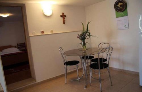 Pirovac Apartment | Apartment in Pirovac with Terrace, Air conditioning, Wi-Fi, Washing machine (4793-3)