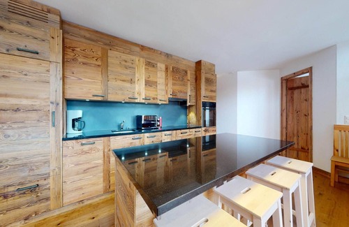 Nendaz Apartment | Apartment in Ski In Ski Out location
