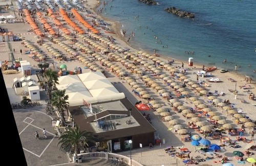 Porto Recanati Apartment | APARTMENT IN THE PALACE BY THE SEA 2 STEPS FROM THE CENTER