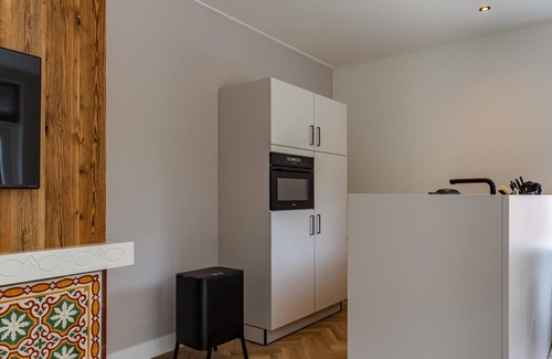 Warmenhuizen House | Apartment in the city centre close to the sea