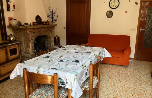 Asciano Apartment | Apartment in the historic center of Asciano Siena, heart of the Crete Senesi