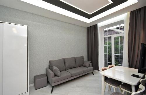 Kentron Apartment | apartment in the opera