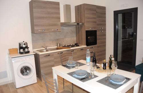 Nicolosi Villa | Apartment in villa with large park in the main street of Nicolosi