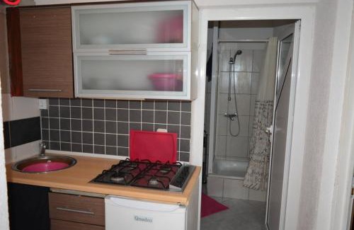 Vrsi Apartment | Apartment in Vrsi with Balcony, Air conditioning, Wi-Fi (4824-2)