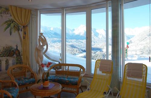 Arzl im Piztal Apartment | Apartment in Wald near Hochzeiger Ski Area