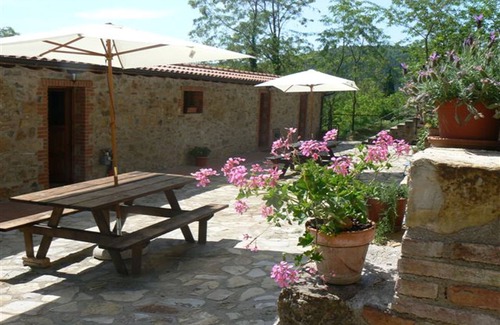 Massa Marittima Apartment | Apartment immersed in the green of the Maremma