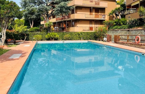 Cavi Apartment | Apartment 'Casa Armonia' with Sea View, Wi-Fi and Air Conditioning