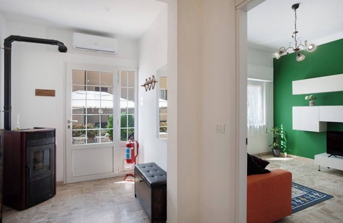 Santo Stefano al Mare Apartment | Apartment 'Thea' with Sea View, Wi-Fi and Air Conditioning