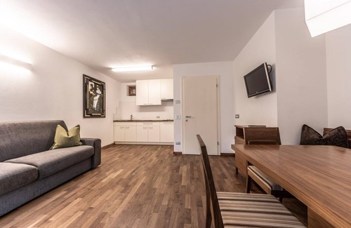 Mareo Apartment | Apartment "Le Table C" with Mountain View, Garden & Wi-Fi