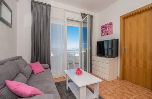 Drasnice Apartment | Apartment Ivi - 100 m from pebble beach: A1(2+2) - Drasnice, Riviera Makarska, Croatia