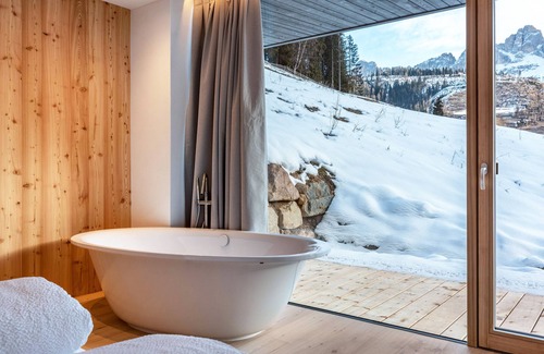 Nova Levante Apartment | Apartment "Karerhof Rosengarten" with Mountain View, Private Garden & Wi-Fi