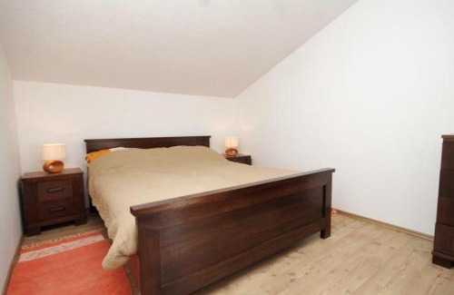 Scedro Apartment | Apartment Karkavac - Scedro 8801a