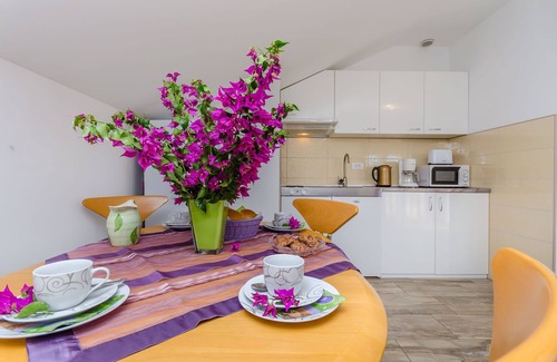 Poljica Apartment | Apartment Karolina (97381-A1) - Poljica