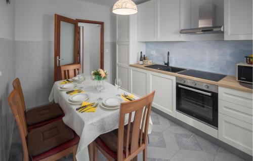 Kastelir Apartment | Apartment Kastelir Iii