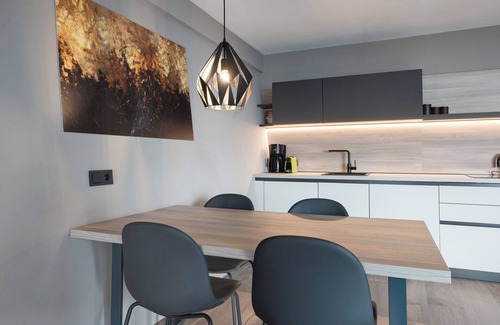 Marlengo Apartment | Apartment 'Katharina' with Mountain View, Shared Pool and Wi-Fi