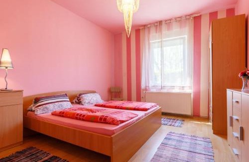 Balatonkeresztur Apartment | Apartment Keszeg-2 by Interhome