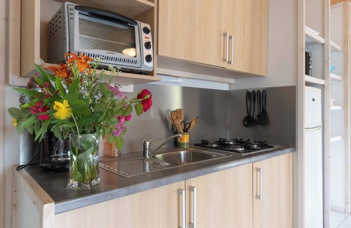 Gravieres House | Apartment 'Kevin- Mas Lachamp' with Mountain View, Shared Pool and Air Conditioning