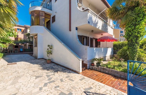 Spadici Apartment | Apartment Kivi with Terrace