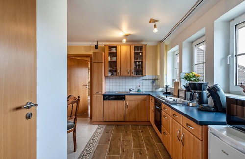 Krakow am See Apartment | Apartment Krakow am See with Terrace & Wi-Fi