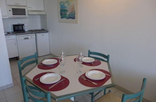 Frejus Port Apartment | Apartment L'Open in Fréjus - 4 persons, 1 bedrooms