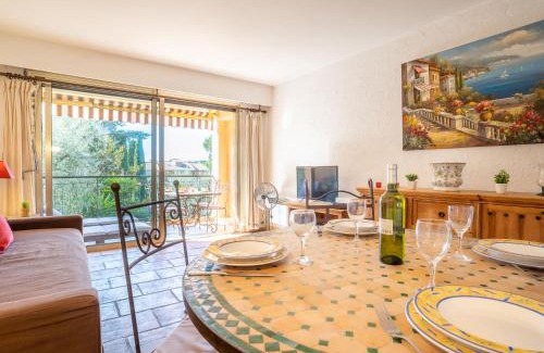 Vence Apartment | Apartment L'Orée de Vence by Interhome