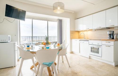 Toulon - Hyeres Apartment | Apartment La Balancine by Interhome