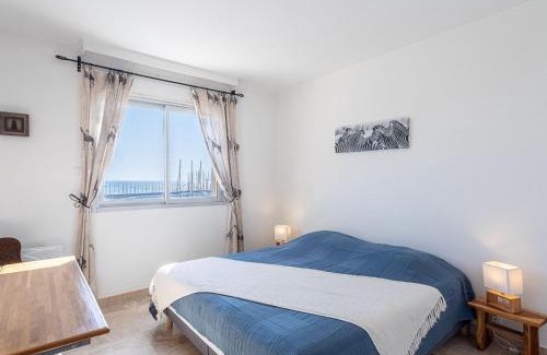Toulon - Hyeres Apartment | Apartment La Balancine by Interhome
