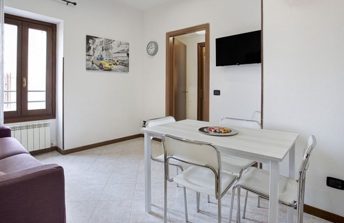 Pusiano Apartment | Apartment "La Corte sul Lago" with Lake View & Terrace
