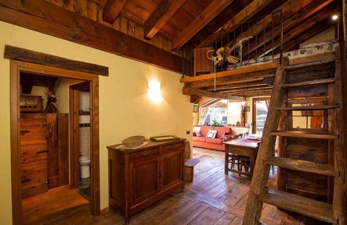 Grand Haury Apartment | Apartment "La Méizòn de Felise - Lo Paillê" with Mountain View, Shared Garden & Wi-Fi
