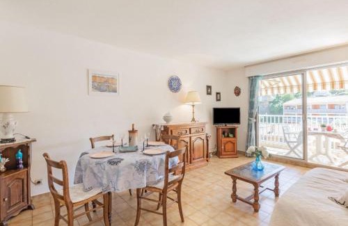 Sainte-Maxime Apartment | Apartment La Palmeraie II-12 by Interhome