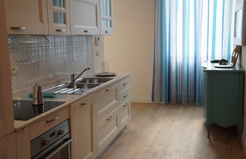 Grottammare Apartment | Apartment La Perla. Elegant on the sea and in the center