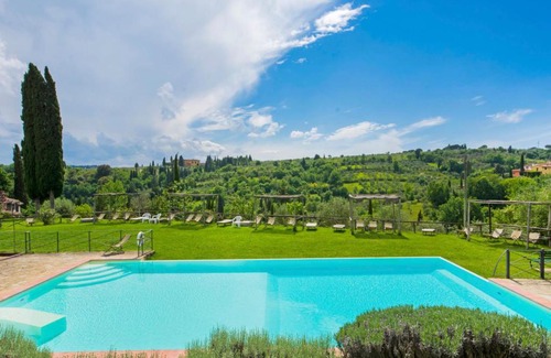 Grassina Apartment | Apartment La Terrazza by Interhome