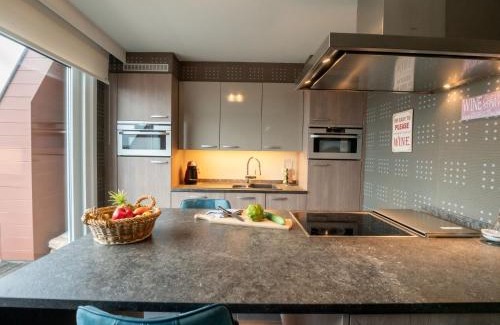 Bredene Apartment | Apartment lautrec-3 by Interhome