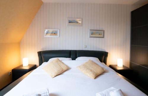 Bredene Apartment | Apartment lautrec-3 by Interhome