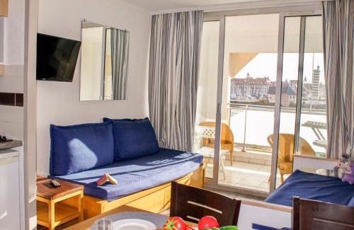 Trouville-sur-Mer Apartment | Apartment Le Beach by Interhome