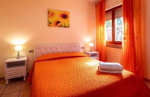 Poggio Murella Apartment | Apartment "Le Case di Titti 3" with Shared Garden & Wi-Fi