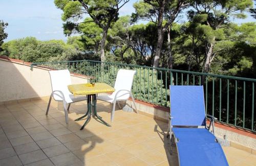 Le Brusc Apartment | Apartment Le Colibri - SFP145 by Interhome