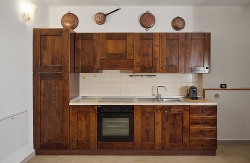 Gavorrano Apartment | Apartment 'Le Sugherine - Pozzo' with Shared Pool, Wi-Fi and Air Conditioning