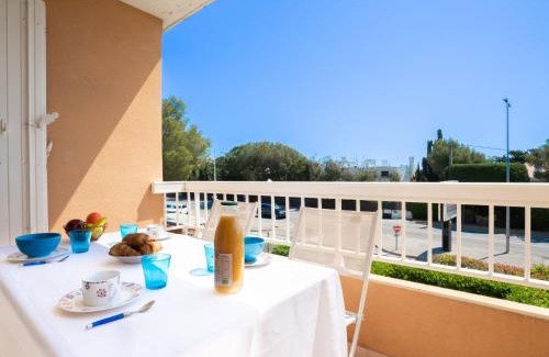 Saint-Aygulf Apartment | Apartment Le Panama-1 by Interhome