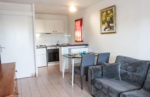 Saint-Aygulf Apartment | Apartment Le Panama-1 by Interhome