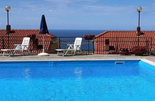 Ospedaletti Apartment | Apartment Le Serre in Ospedaletti - 4 persons, 1 bedrooms
