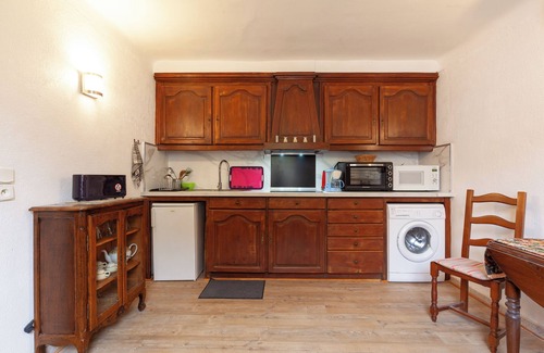 Bonneveine Apartment | Apartment 'Le Tony' with Wi-Fi and Air Conditioning