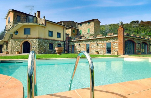 Fornello Apartment | Apartment Leonardo-1 by Interhome