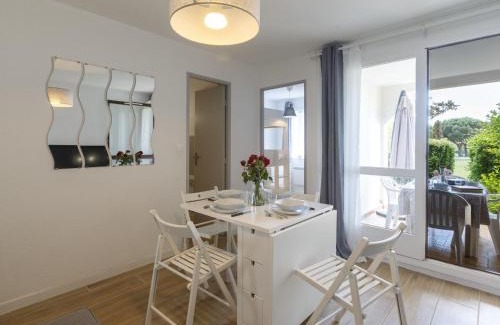 Vaux-sur-Mer Apartment | Apartment Les Balcons de l'Atlantique-15 by Interhome