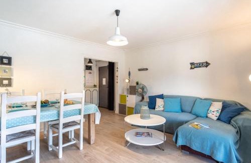 Sanary-sur-Mer Apartment | Apartment Les Faubourgs Saint Michel by Interhome