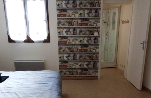 Bellac Apartment | Apartment Les fleurs, Bellac, close to all amenities.