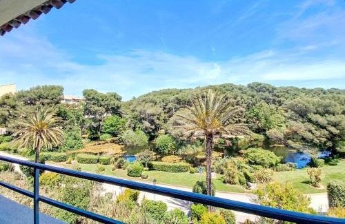 Six-Fours-les-Plages Apartment | Apartment Les Rivages de Coudoulière-16 by Interhome