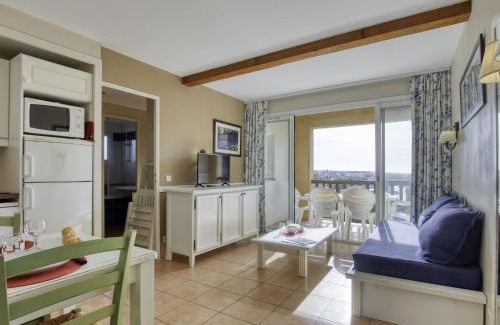 Six-Fours-les-Plages Apartment | Apartment Les Rivages de Coudoulière-27 by Interhome